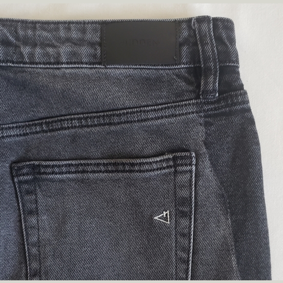 Hidden distressed jean skirt - Picture 2 of 3